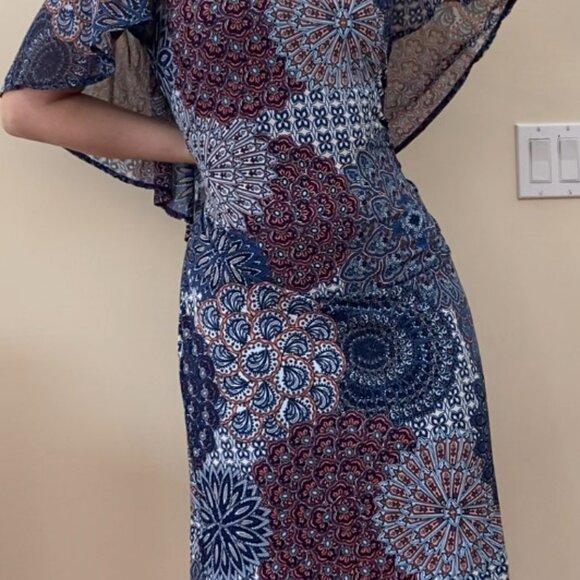 Mandala Print Sheath Dress with Capelet - Picture 4 of 5
